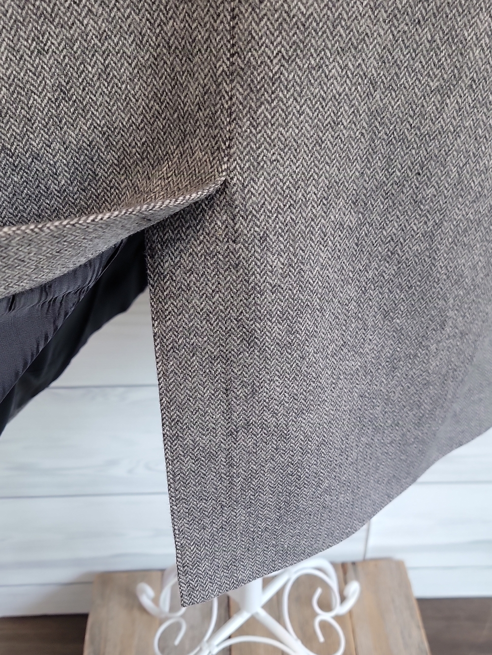 Eddie Bauer Gray Herringbone Two-Button Sport Coat Wool Blend Mens Size 44T - Picture 8 of 13